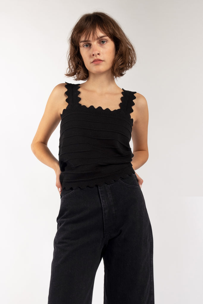 Black Scallop Tank